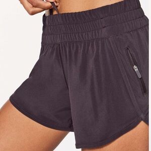 Lululemon Tracker Short V *4" Purple Pelt size 6